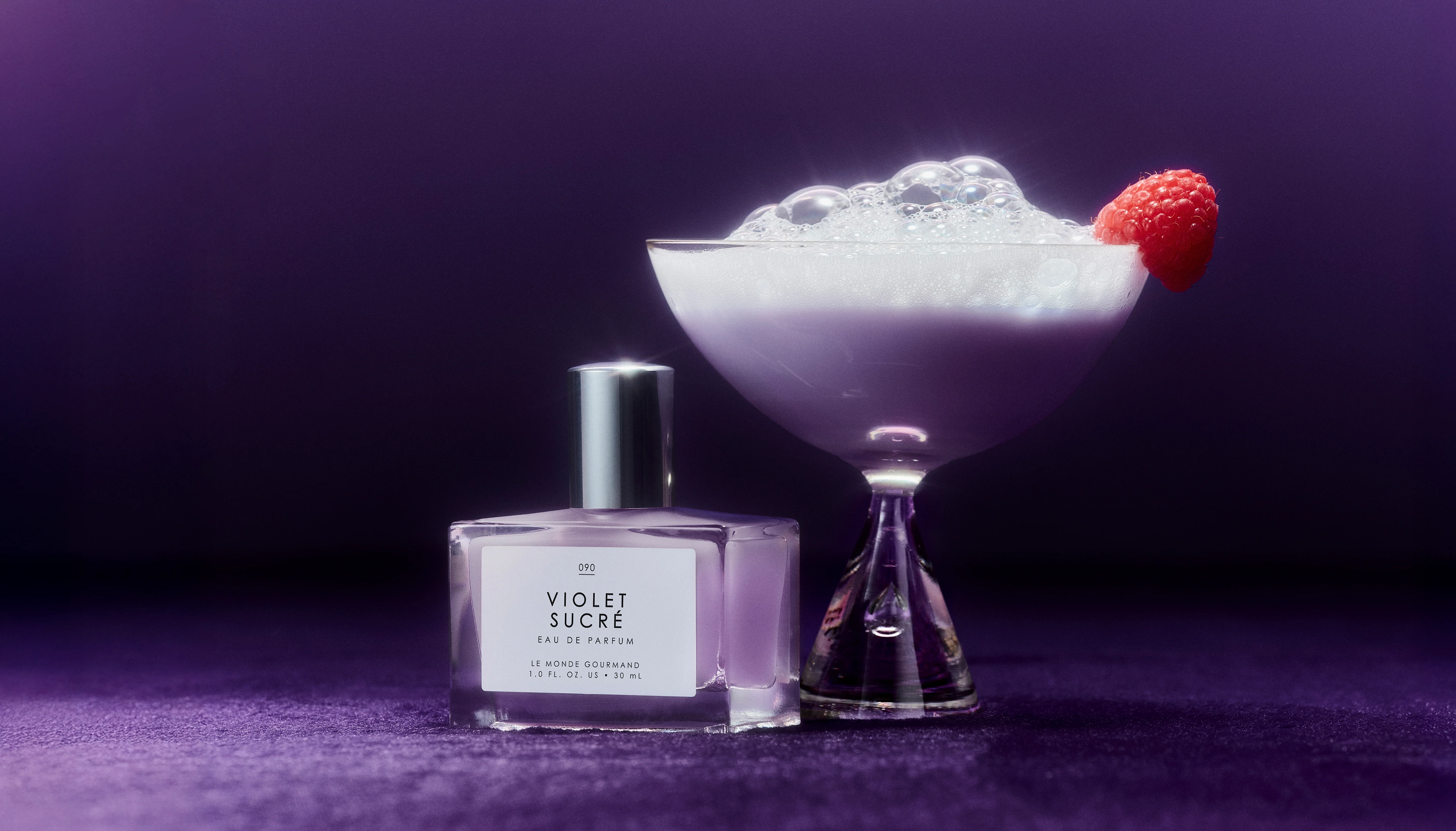 Iconic Fragrance, Effortlessly Chic